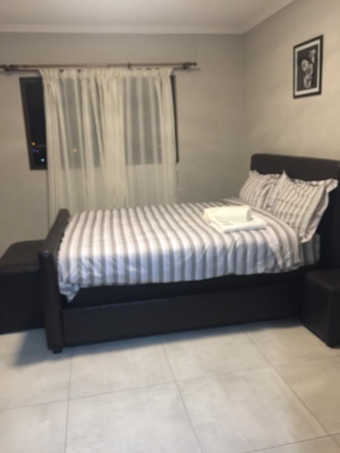 Coco Palm Bed&Breakfast Windhoek Exterior foto